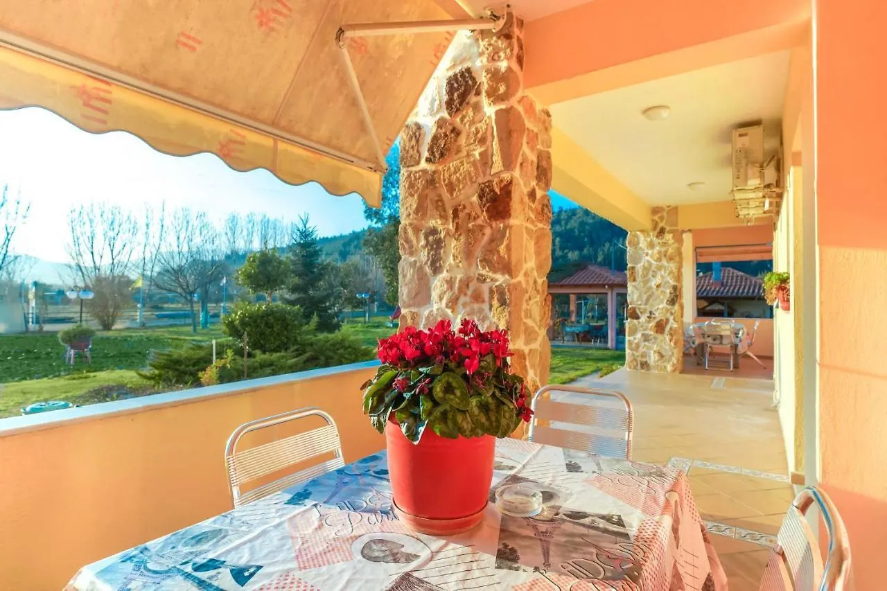 Kargas Apartments Olympiada